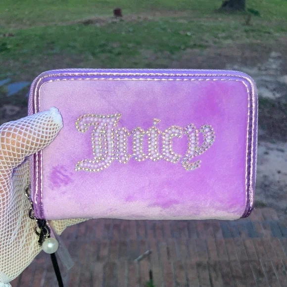 Juicy Couture String of Pearls Double Medium Zip Around Metallic/Velvet Wallet - Picture 13 of 14